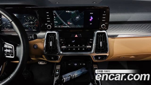 Kia Sorento 2021 — фото 14 из 20