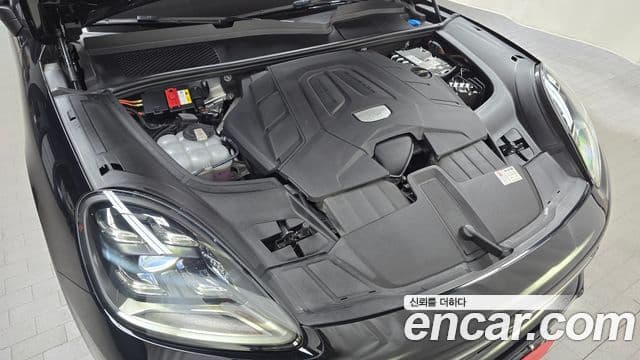 Porsche Cayenne 2022 — фото 6 из 20