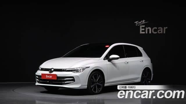 Volkswagen Golf, 2025