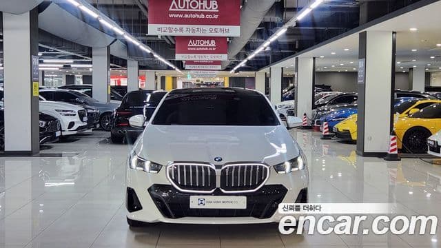 BMW 5 Series 2023 — Photo 4/20