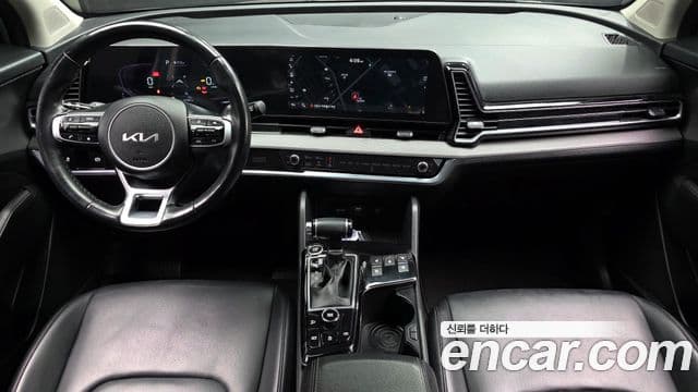 Kia Sportage 2023 — ფოტო 7/20