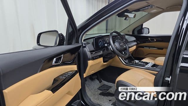 Kia Carnival 2023 — Şəkil 10/20