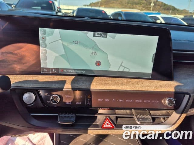 Kia K8 2023 — фото 16 из 20