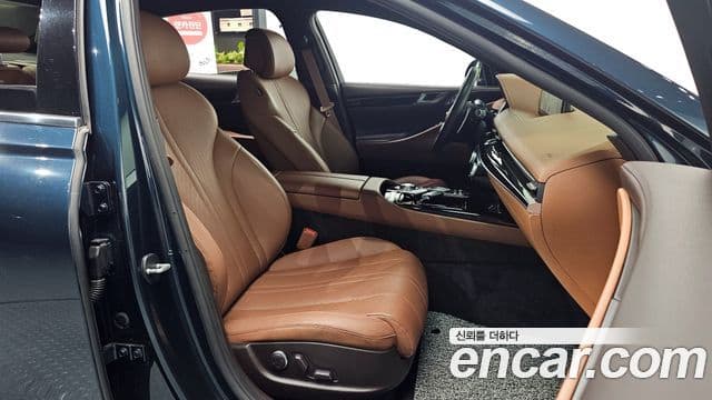 Genesis Electrified G80 2022 — фото 10 из 20