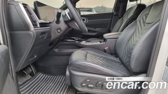 Kia Sorento 2023 — ფოტო 12/20