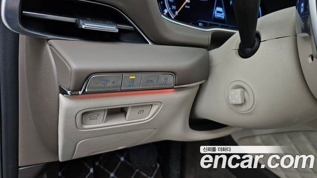 Genesis GV80 2020 — фото 18 из 20