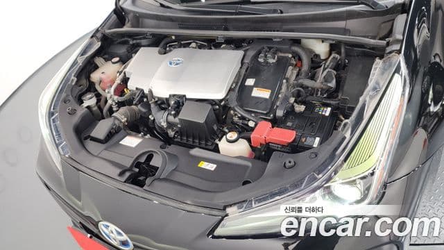 Toyota Prius 2019 — Photo 12/20