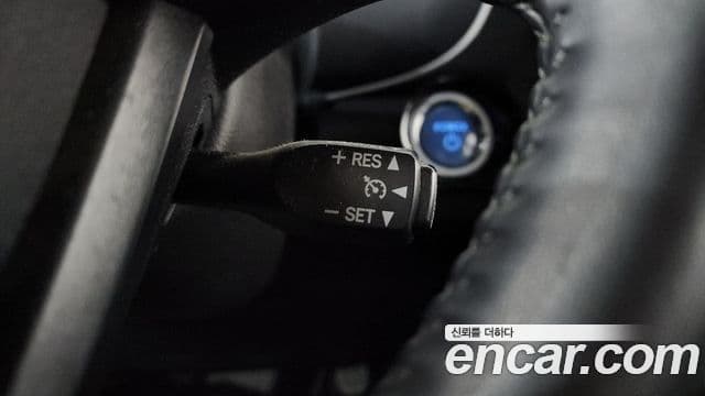 Toyota Prius 2019 — Photo 5/20