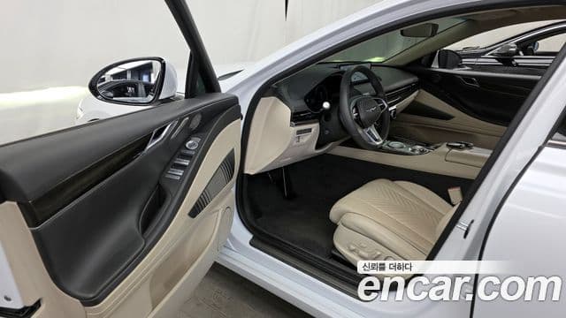 Genesis Electrified G80 2022 — Şəkil 8/20
