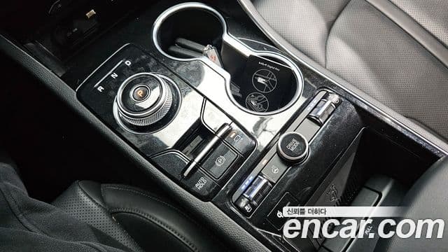 Kia K5 2022 — Şəkil 9/20