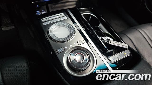 Genesis Electrified G80 2021 — Şəkil 9/20