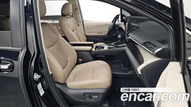 Toyota Sienna 2021 — Photo 2/20