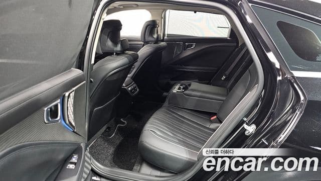Kia K8 2024 — фото 16 из 20