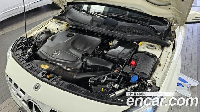 Mercedes-Benz GLA-Class 2018 — фото 6 из 20