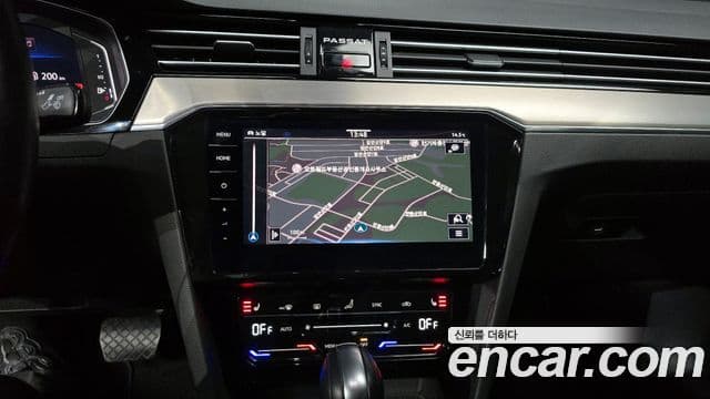 Volkswagen Passat GT 2021 — фото 16 из 20
