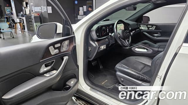 Mercedes-Benz GLE-Class 2020 — Şəkil 10/20