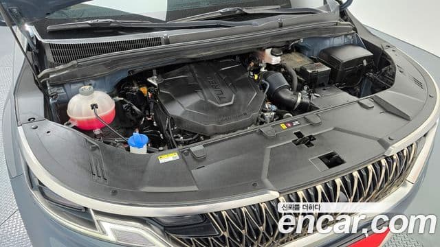 Kia Carnival 2023 — фото 6 из 20