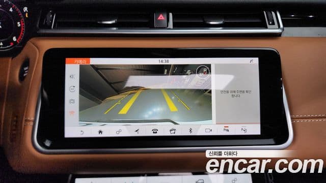 Land Rover Range Rover Velar 2018 — фото 15 из 20