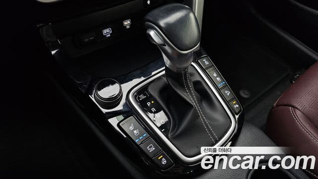 Kia Seltos 2019 — фото 9 из 20