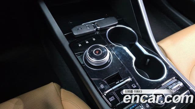Kia K5 2020 — ფოტო 9/20