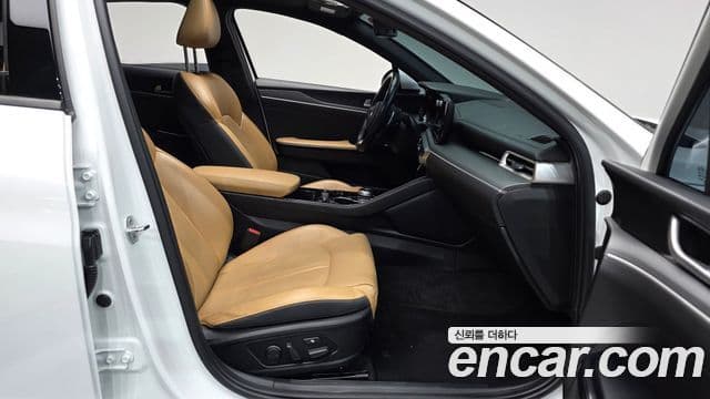 Kia K5 2020 — фото 10 из 20