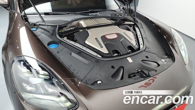 Porsche Panamera 2019 — фото 6 из 20