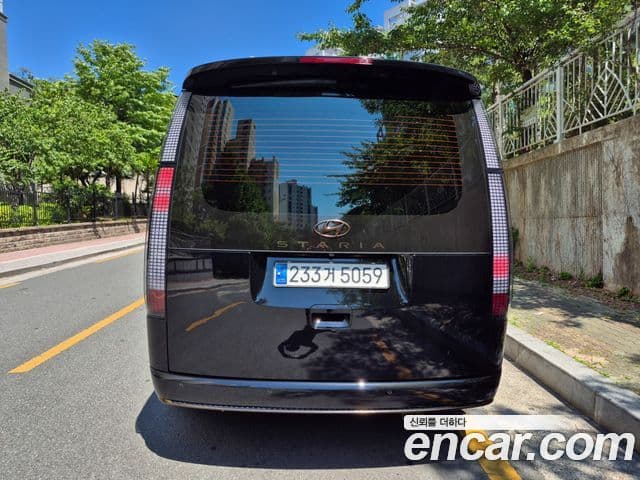 Hyundai Staria 2024 — Фото 3/20