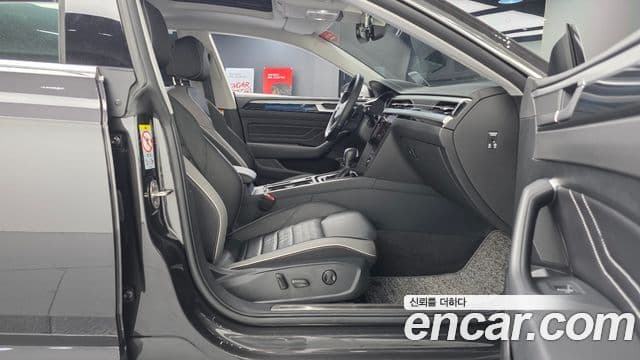 Volkswagen Arteon 2023 — Şəkil 11/20