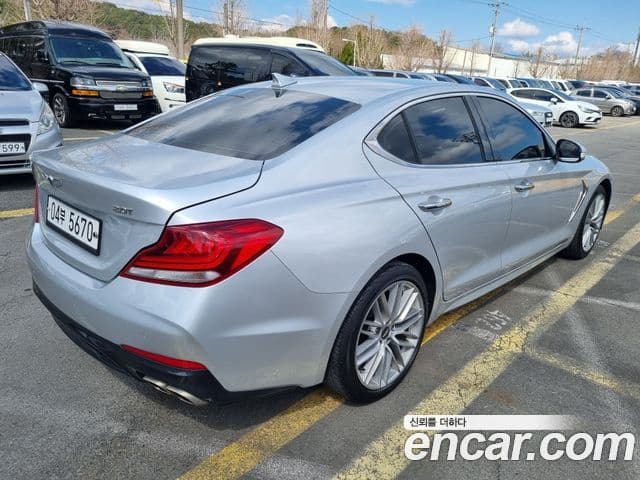 Genesis G70 2019 — фото 2 из 18