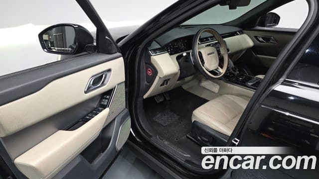 Land Rover Range Rover Velar 2019 — фото 10 из 20
