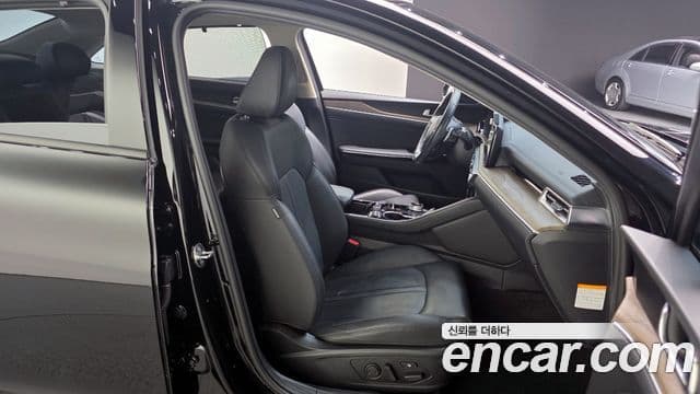 Kia K5 2022 — ფოტო 12/20