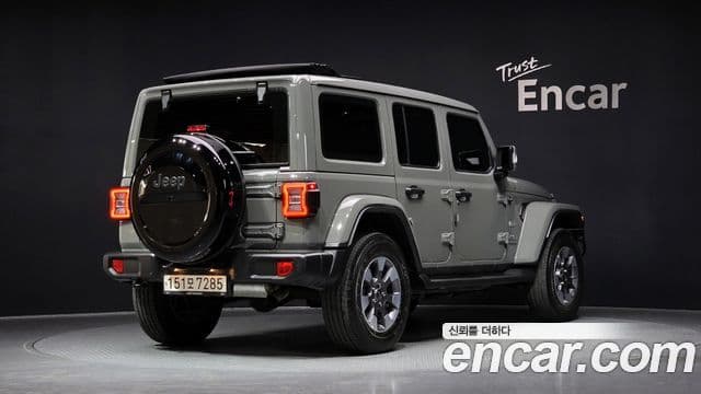 Jeep Wrangler 2021 — ფოტო 2/20
