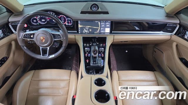 Porsche Panamera 2018 — Фото 7/20