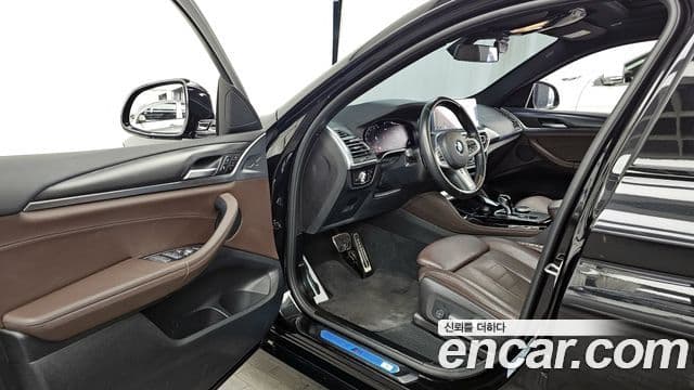 BMW X4 2022 — фото 10 из 20
