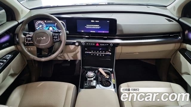 Kia Carnival 2021 — фото 4 из 19