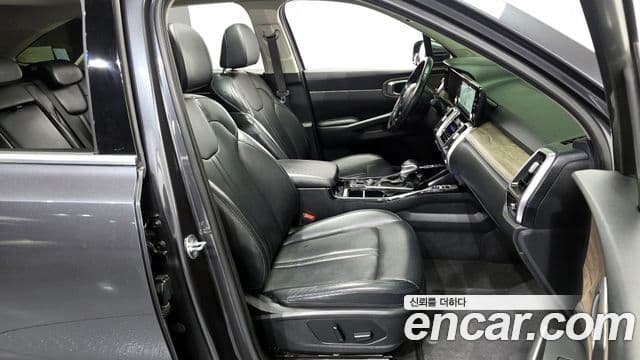 Kia Sorento 2022 — Şəkil 11/20