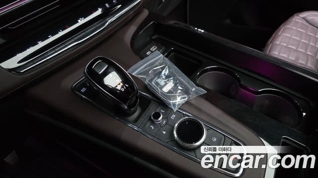 Cadillac Escalade 2022 — Şəkil 9/20