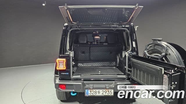 Jeep Wrangler 2022 — фото 20 из 20