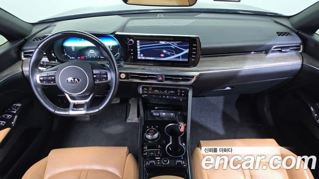 Kia K5 2021 — Şəkil 7/20