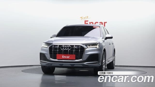 Audi Q7 2021 — ფოტო 3/20