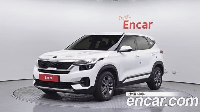 Kia Seltos 2020 — ფოტო 17/20