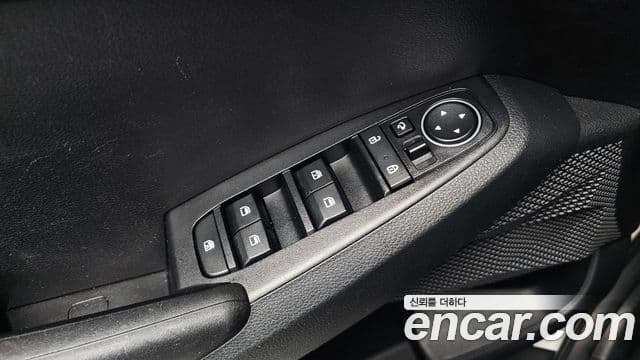 Kia Seltos 2020 — ფოტო 10/20