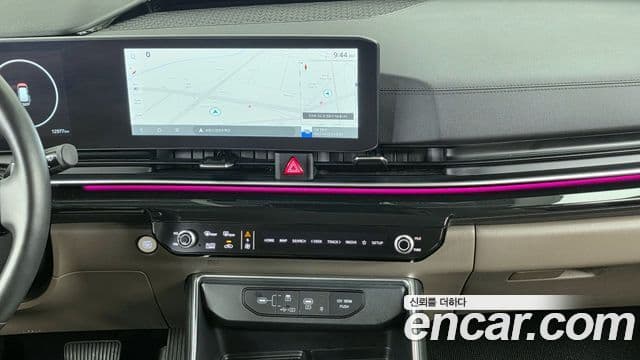 Kia Carnival 2024 — фото 14 из 20