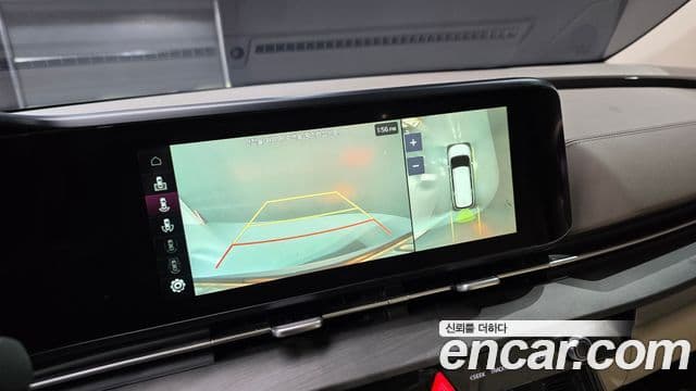 Kia Carnival 2021 — ფოტო 14/20