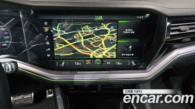 Volkswagen Touareg 2023 — фото 14 из 20