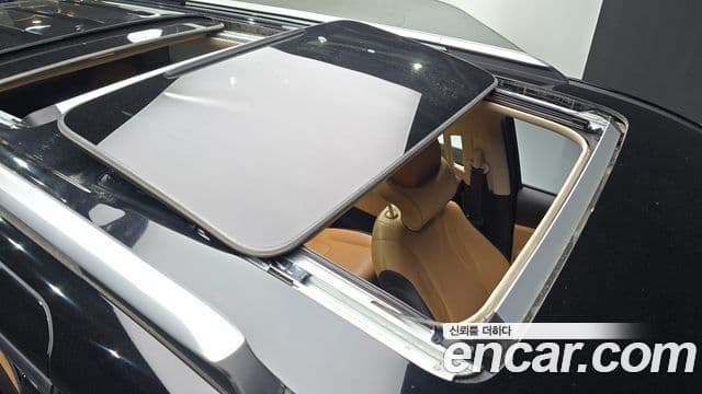 Kia Carnival 2021 — Фото 18/20