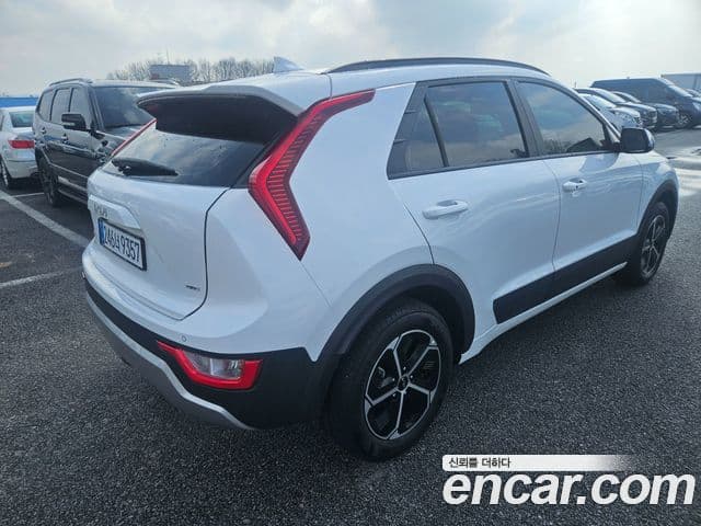 Kia Niro 2024 — ფოტო 5/20