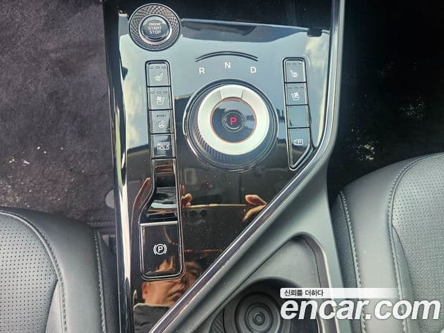 Kia Niro 2024 — фото 12 из 20