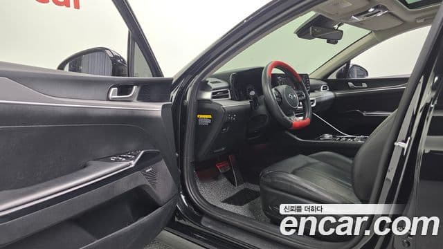 Kia K5 2020 — фото 12 из 20