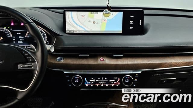 Genesis Electrified G80 2021 — фото 15 из 20